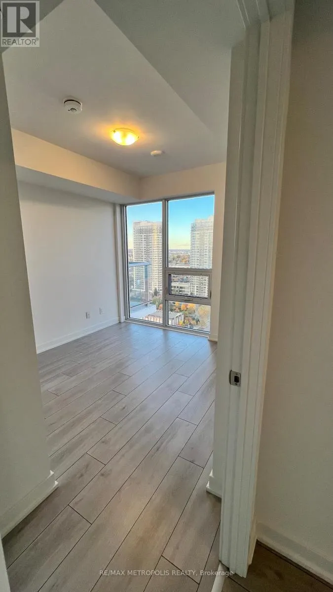 2109 - 2033 KENNEDY ROAD