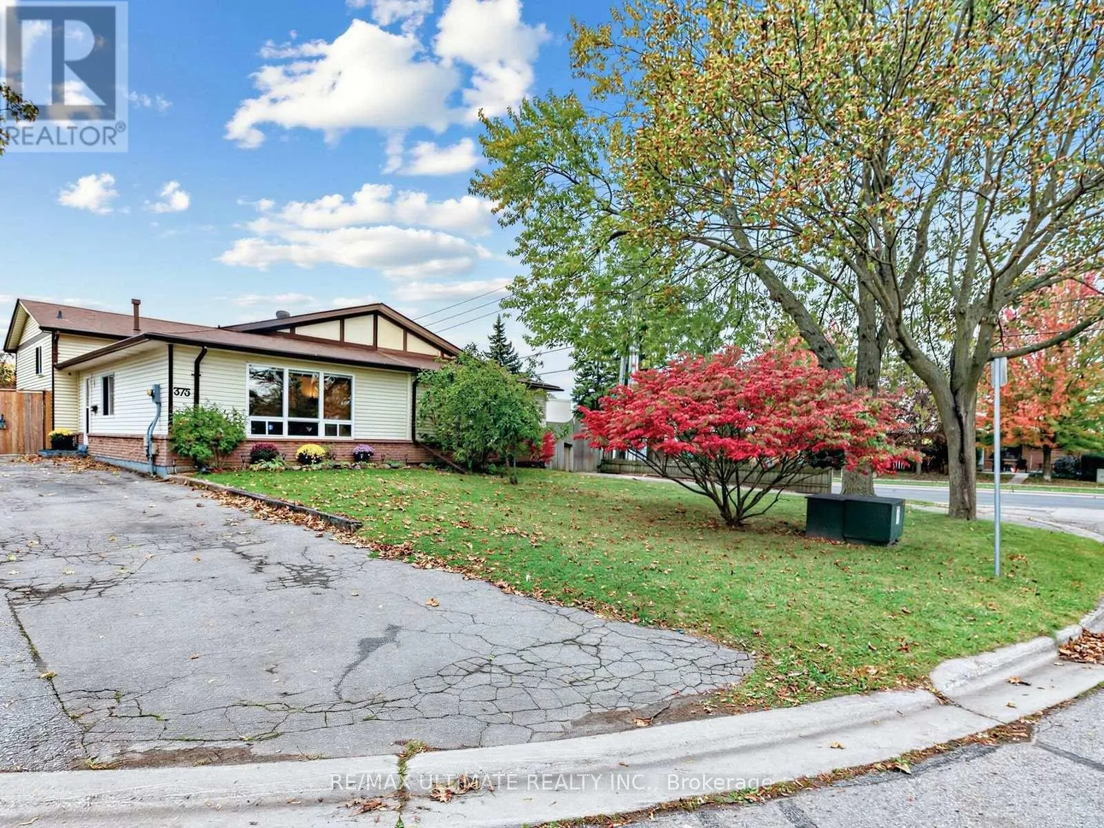 375 CALVERT COURT