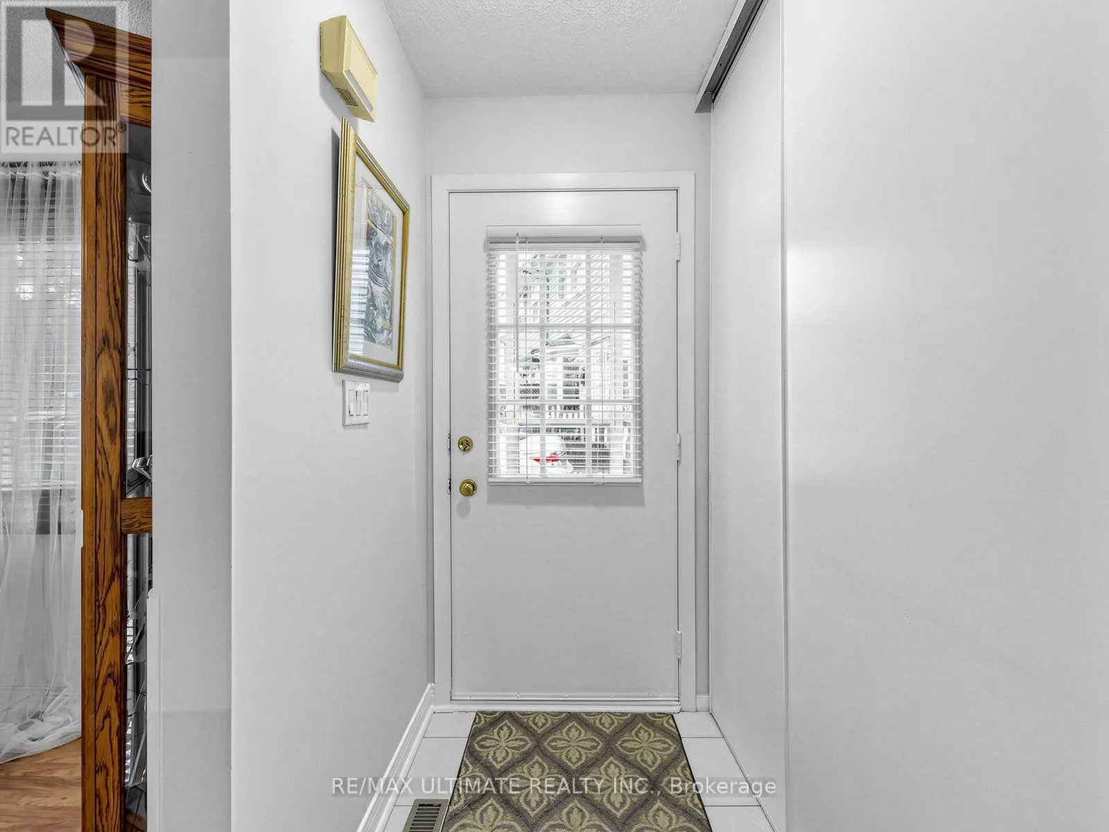 375 CALVERT COURT