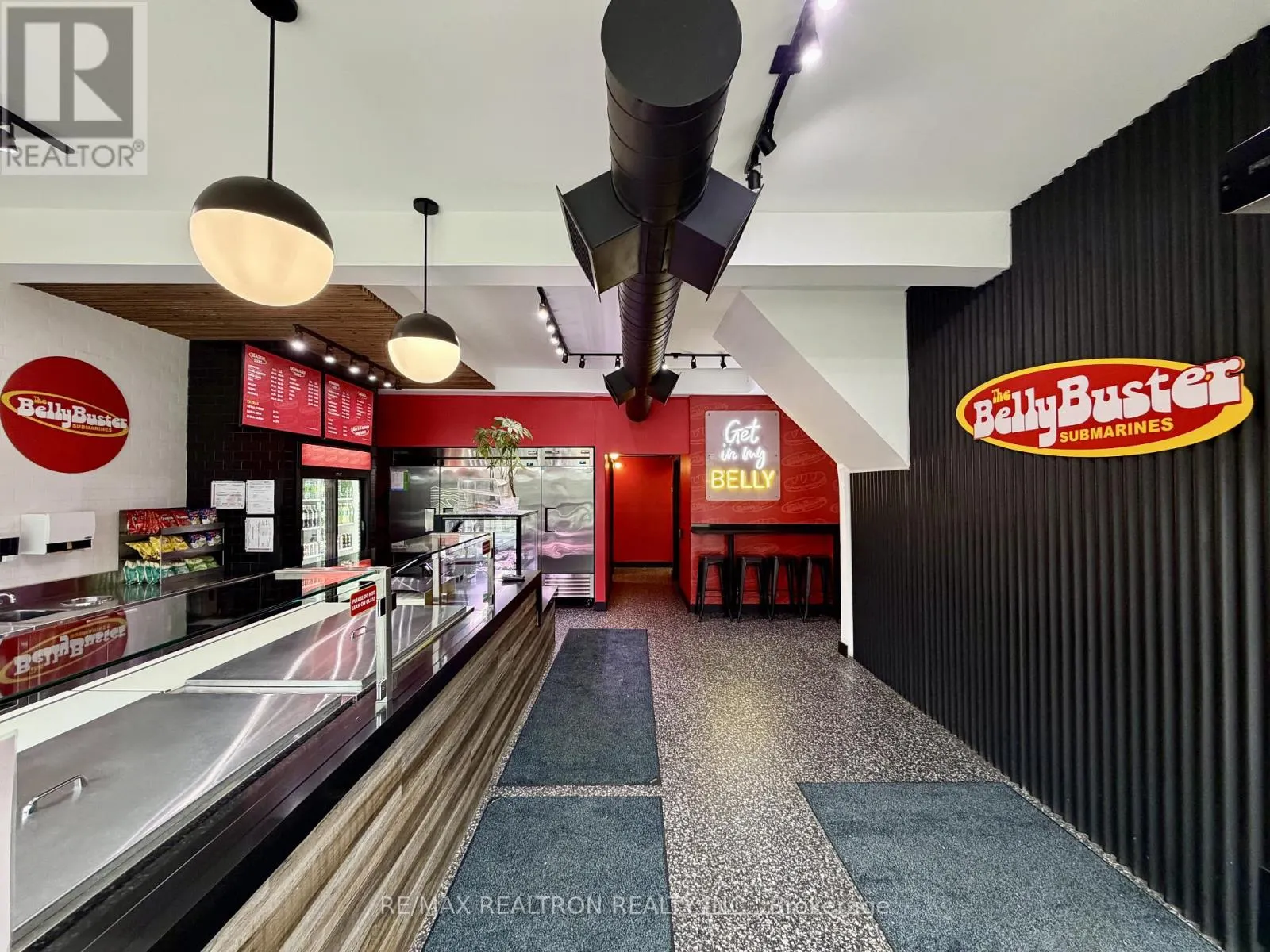 1162 QUEEN STREET E