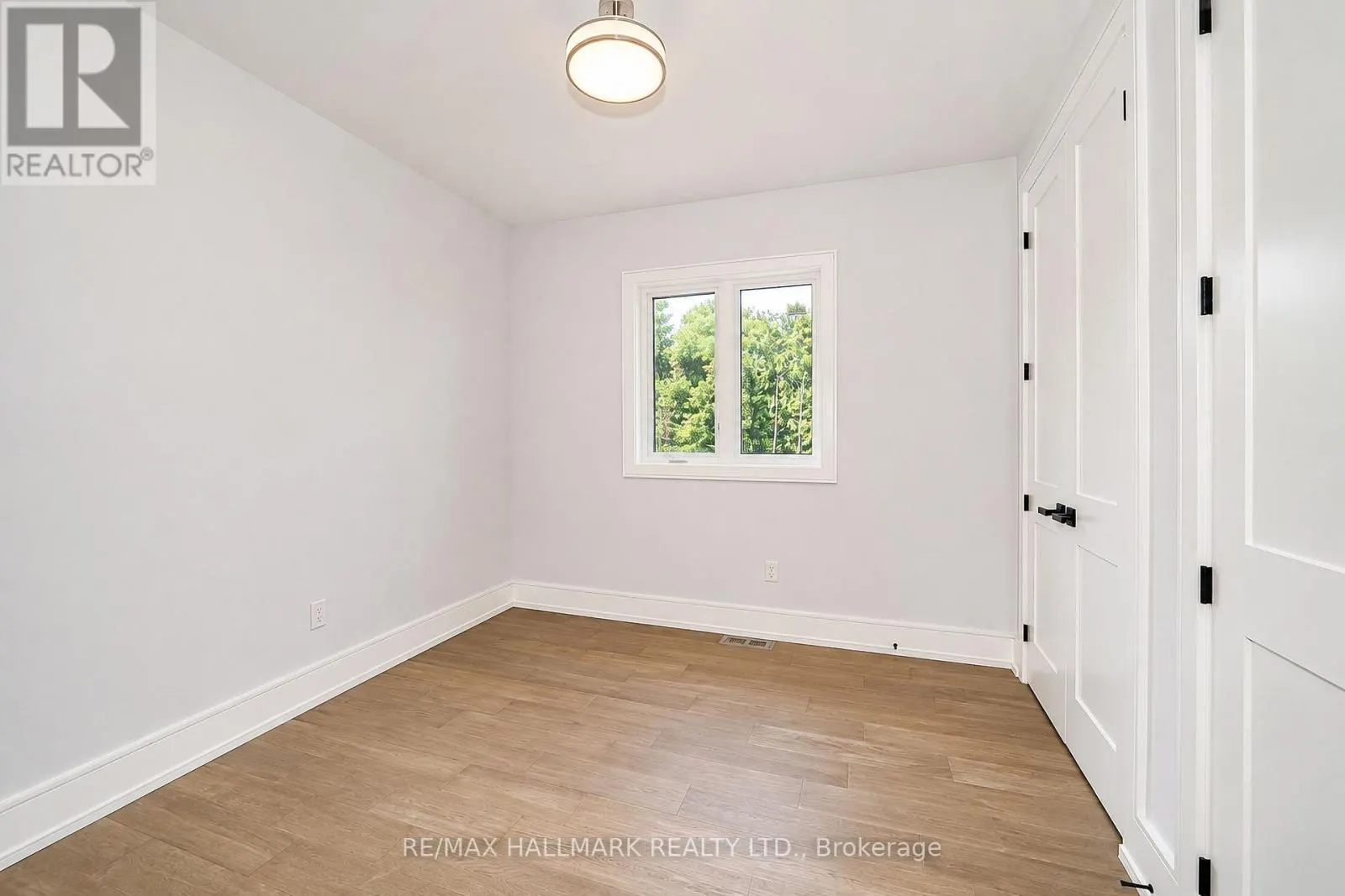 27 SUNDRIDGE DRIVE
