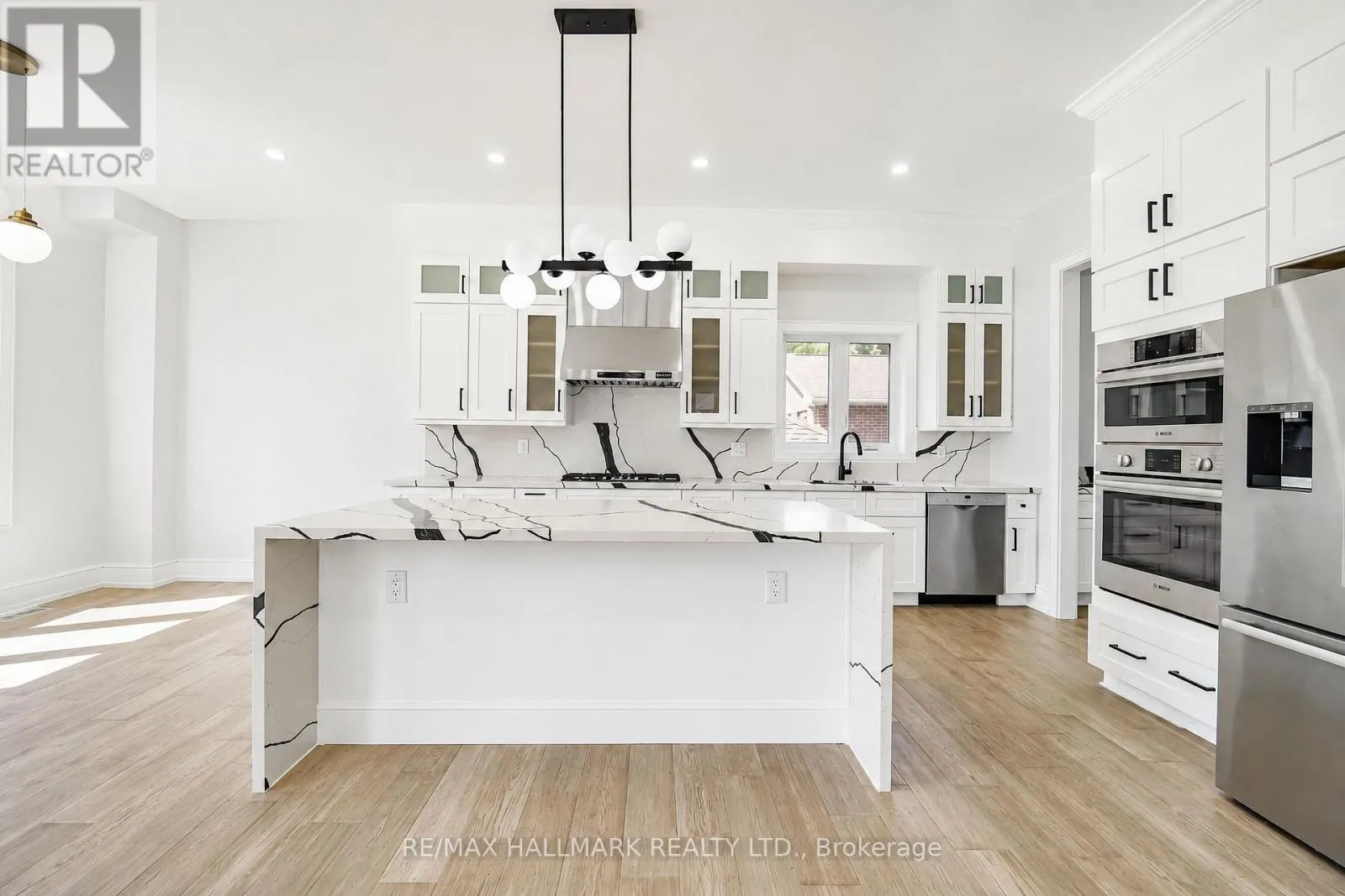 27 SUNDRIDGE DRIVE