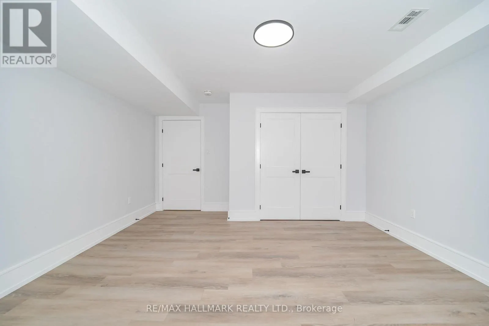 27 SUNDRIDGE DRIVE