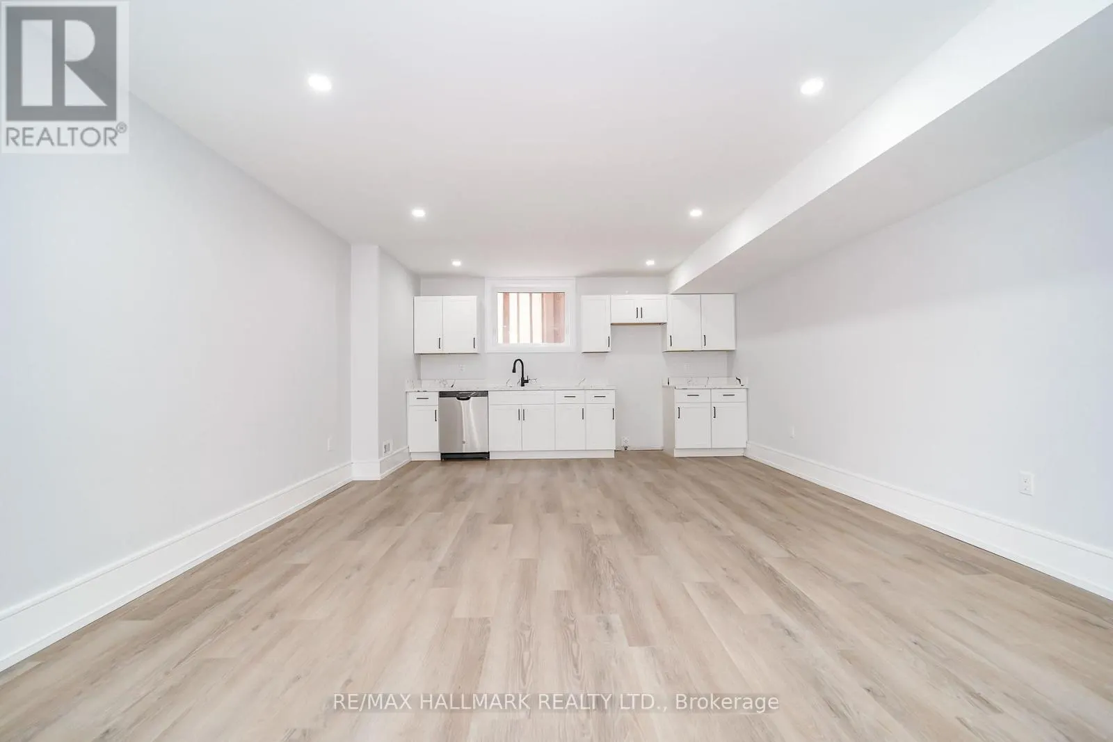 27 SUNDRIDGE DRIVE
