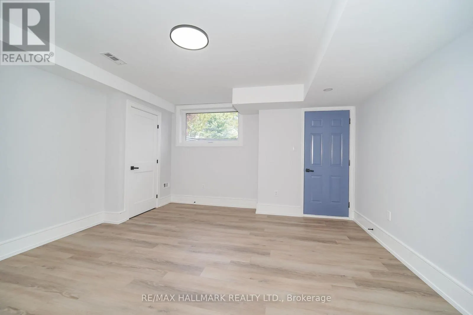 27 SUNDRIDGE DRIVE