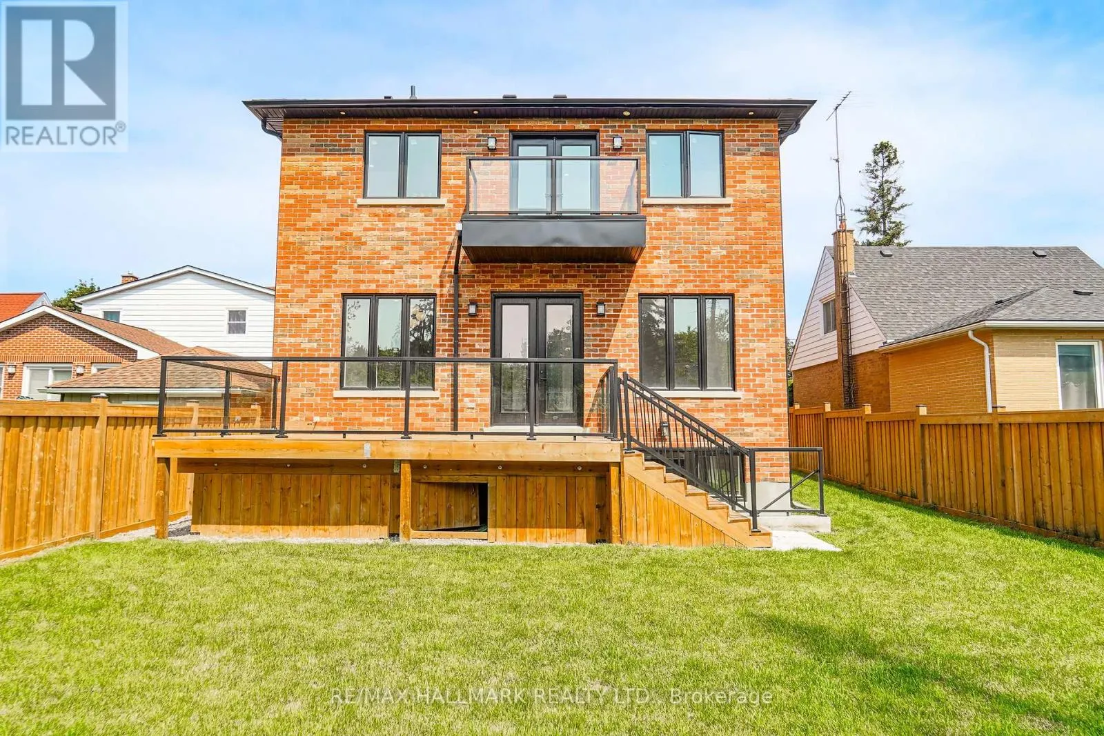 27 SUNDRIDGE DRIVE