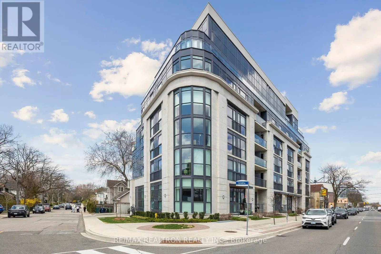 307 - 1400 KINGSTON ROAD