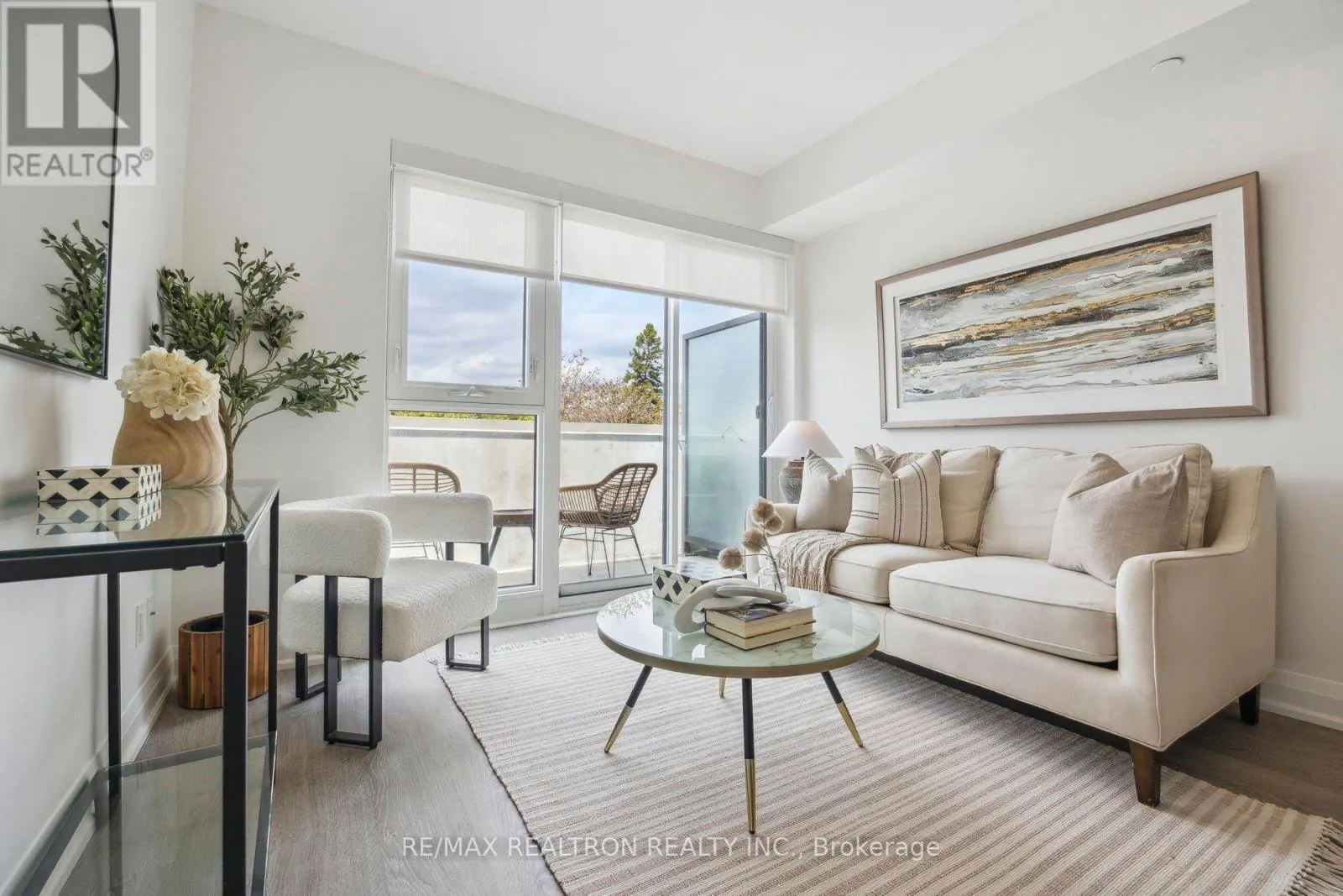 307 - 1400 KINGSTON ROAD