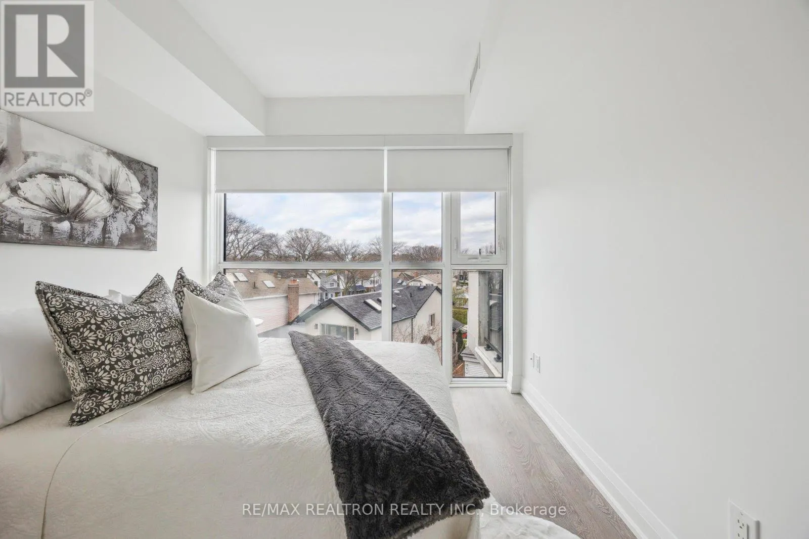 307 - 1400 KINGSTON ROAD