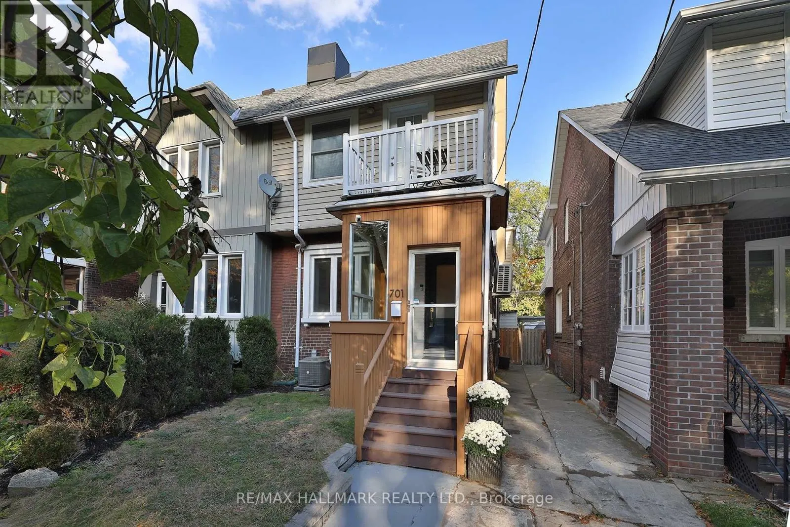 701 GREENWOOD AVENUE