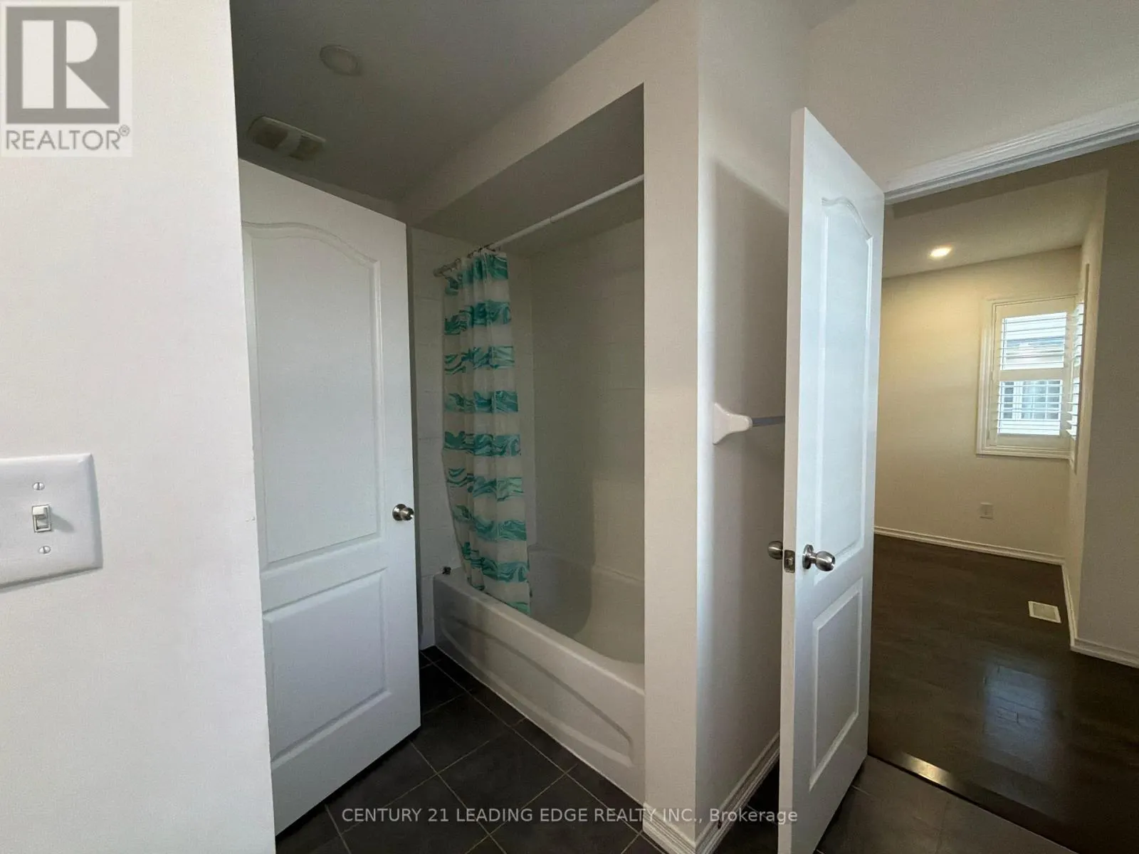 MAIN - 2432 EQUESTRIAN CRESCENT