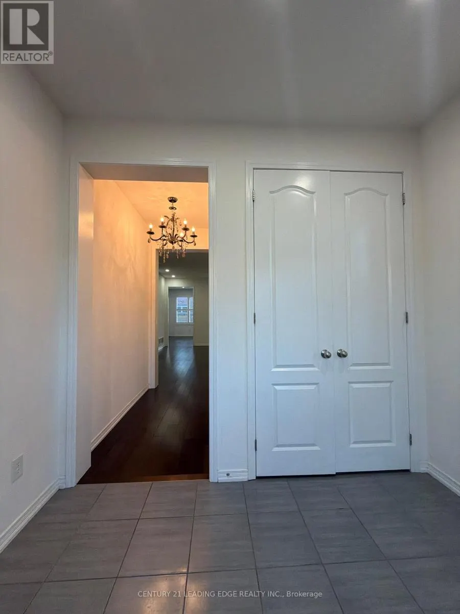MAIN - 2432 EQUESTRIAN CRESCENT