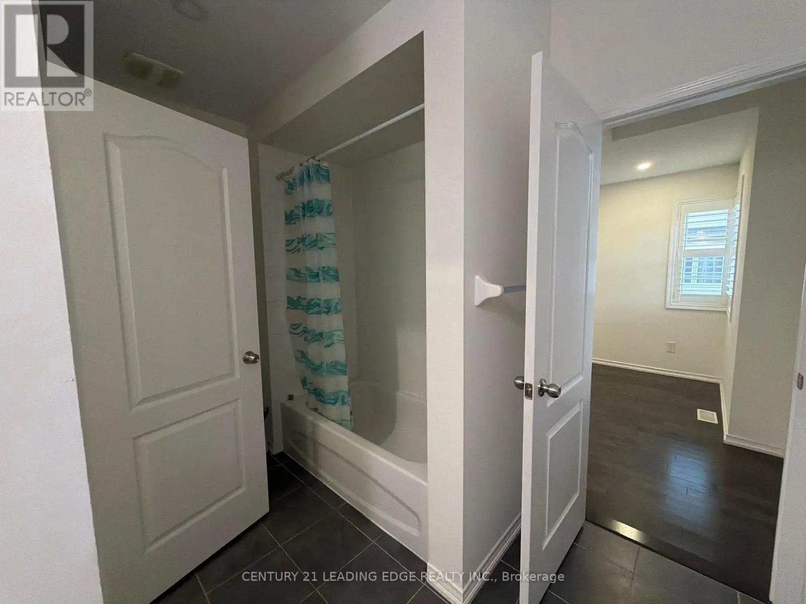 MAIN - 2432 EQUESTRIAN CRESCENT