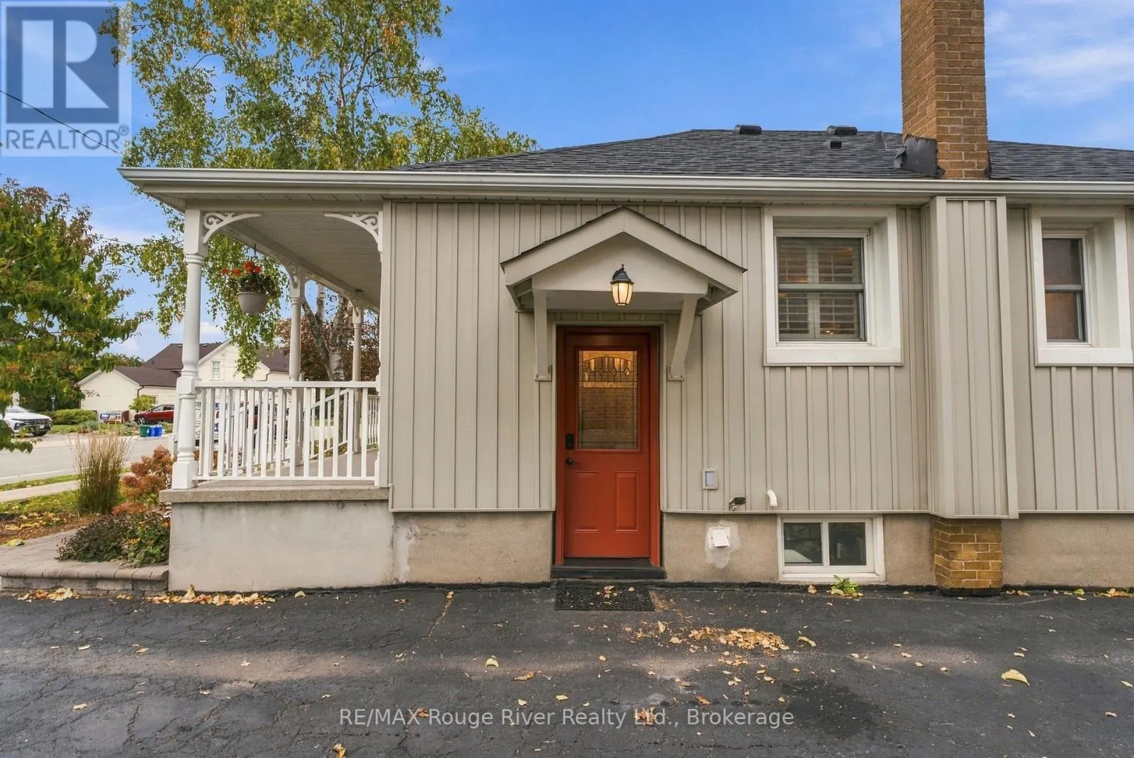 709 ATHOL STREET