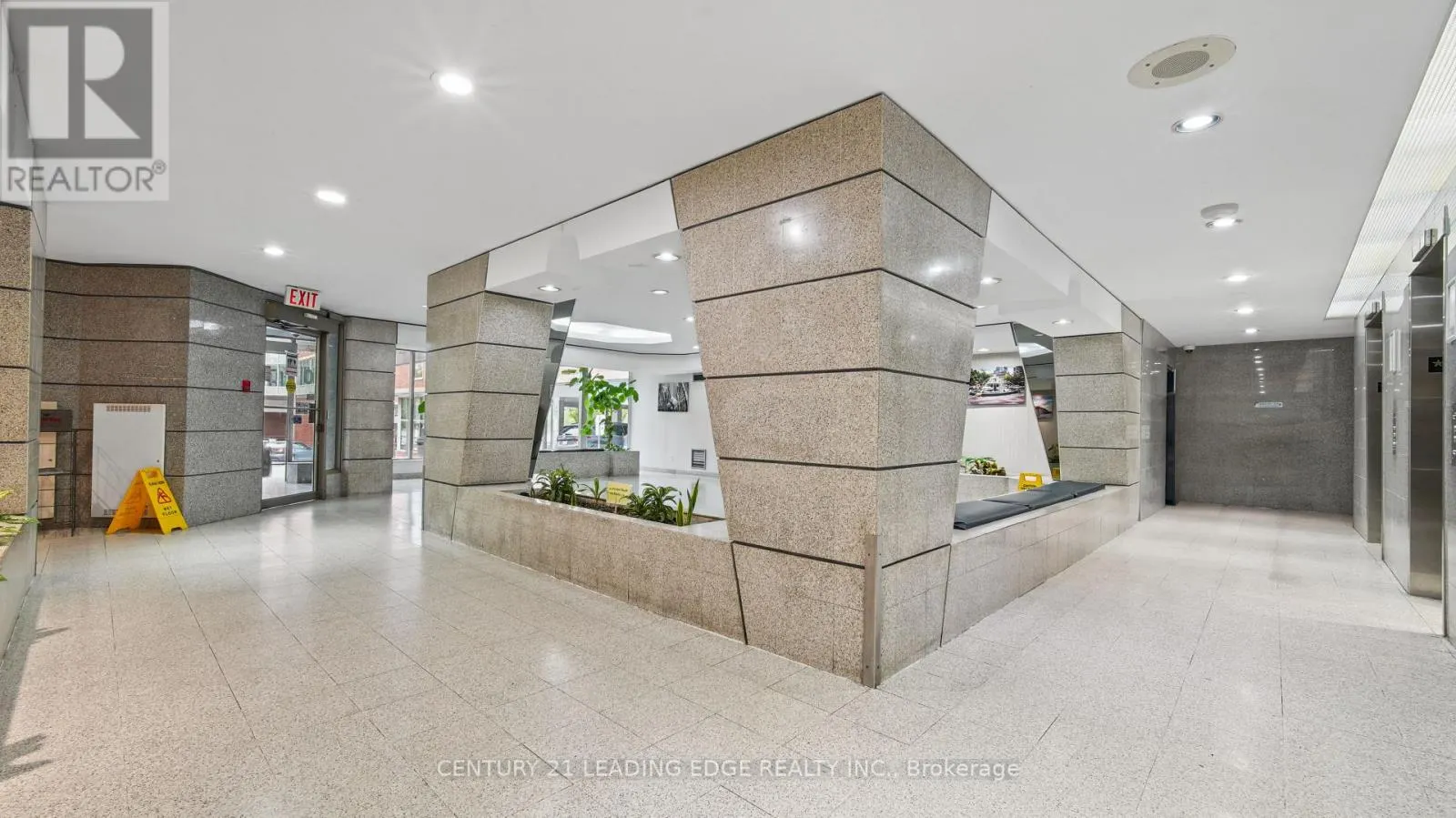 417 - 2460 EGLINTON AVENUE E