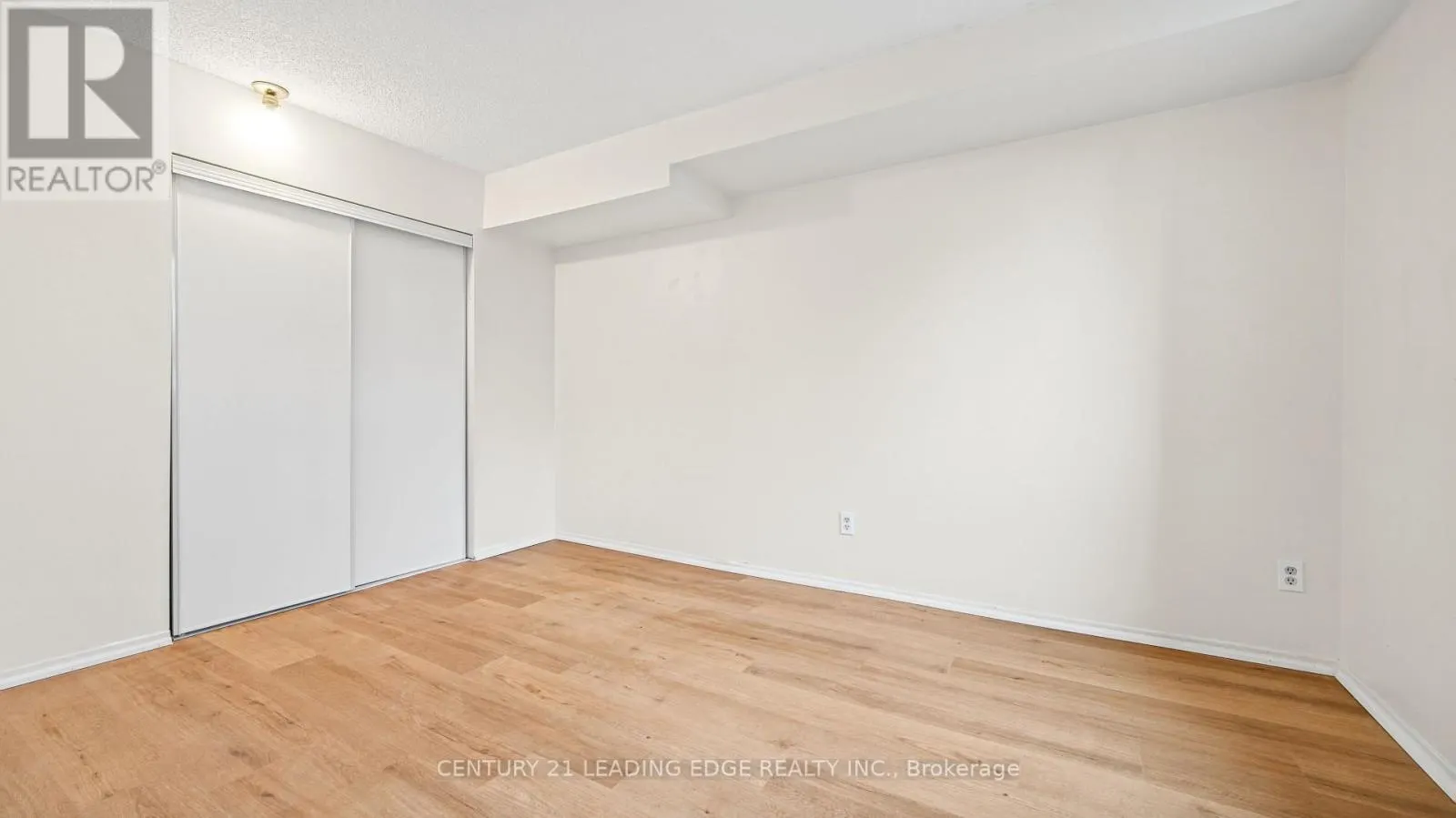 417 - 2460 EGLINTON AVENUE E
