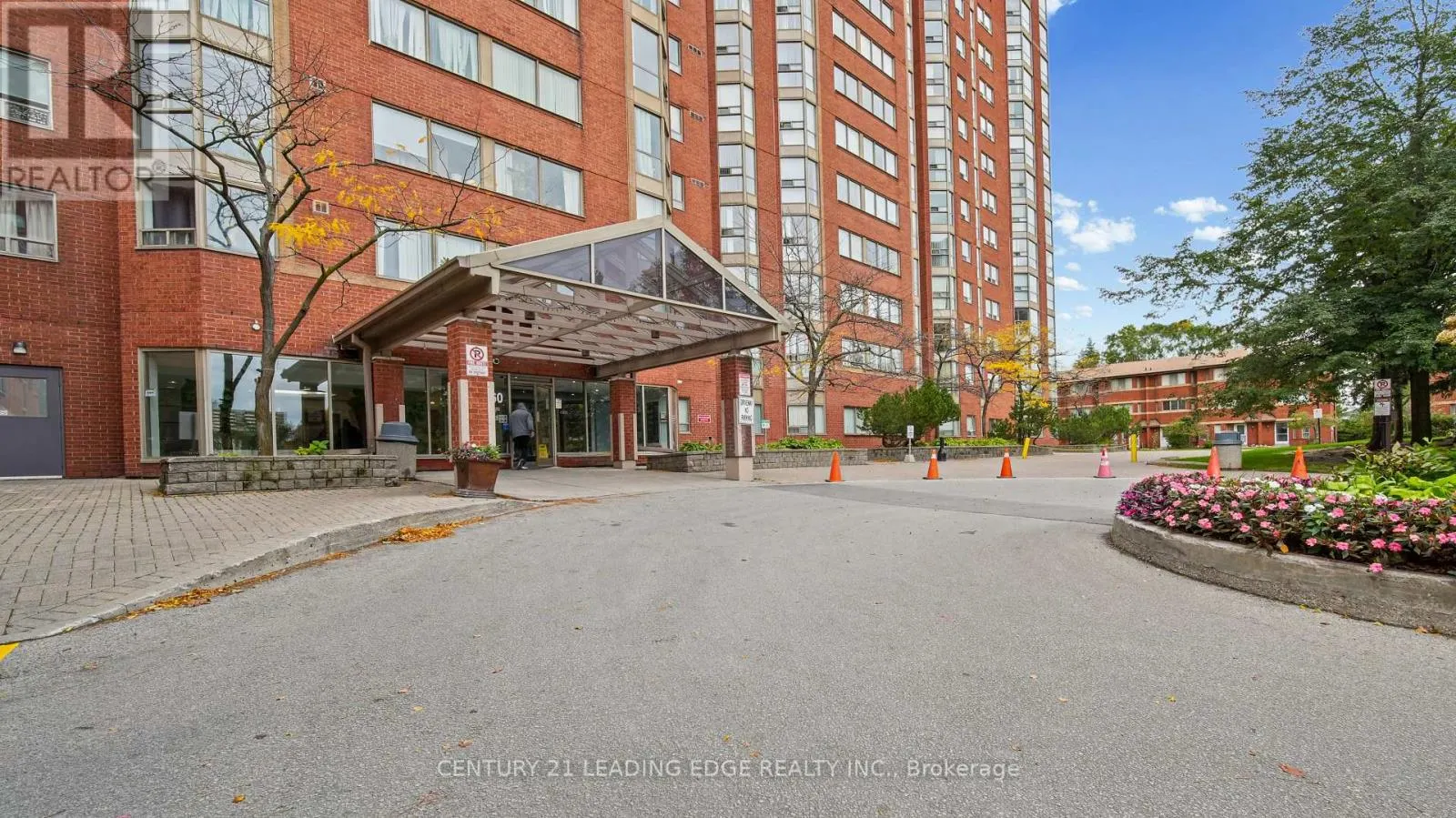 417 - 2460 EGLINTON AVENUE E