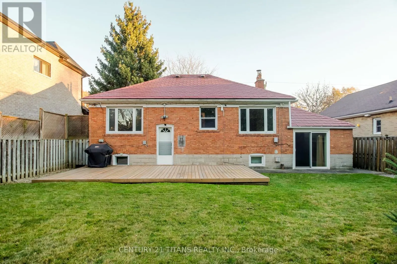172 PHYLLIS AVENUE