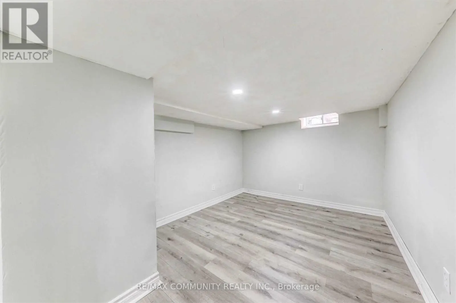 70 COLBORNE STREET W