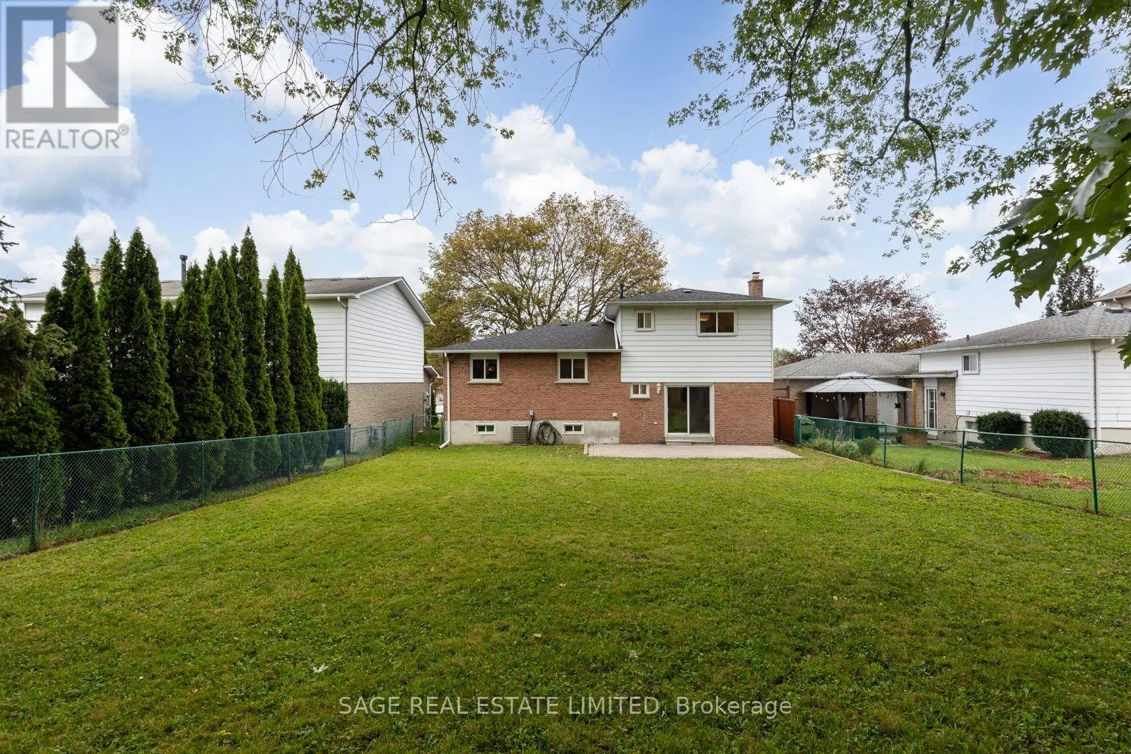 83 WAVERLEY ROAD