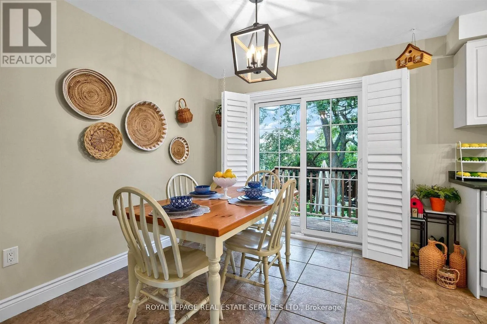 45 ROSEMARIE CRESCENT
