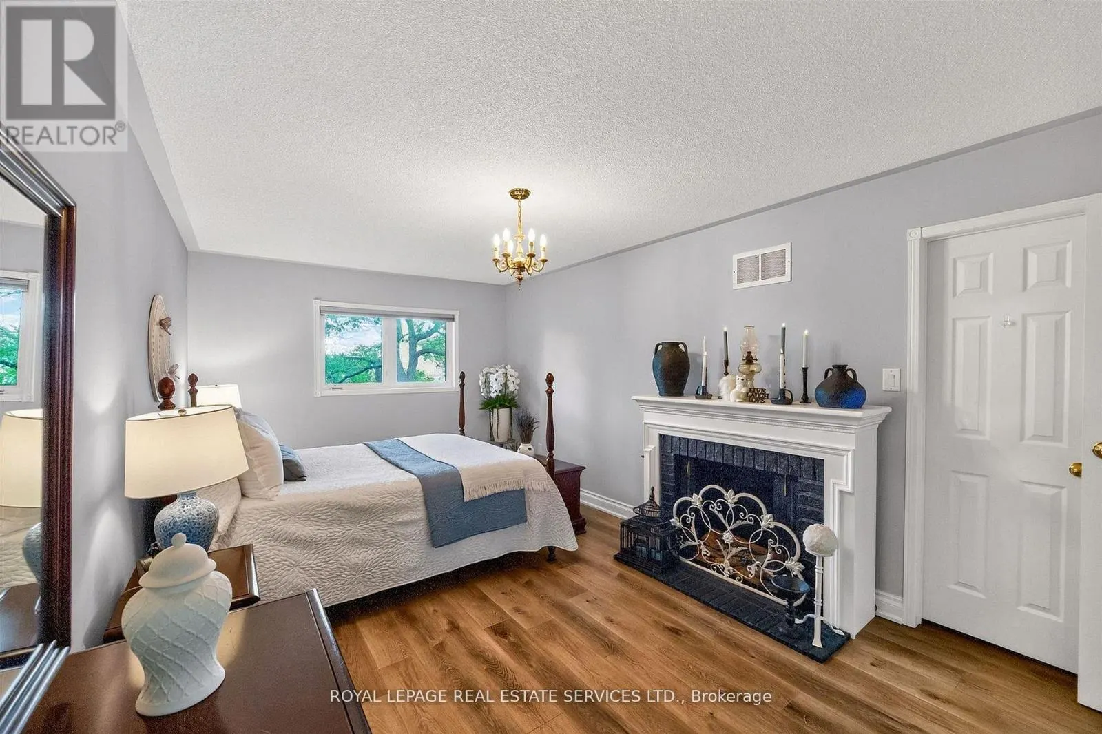 45 ROSEMARIE CRESCENT