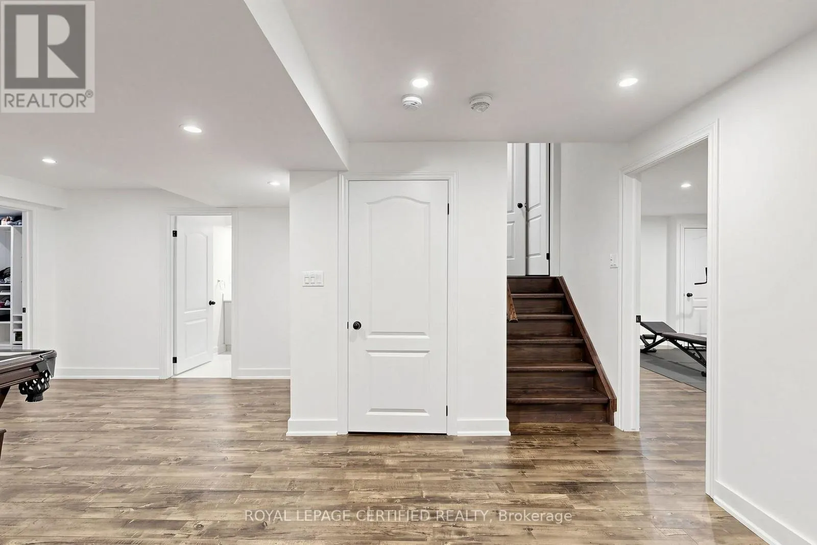 1428 WOODSTREAM AVENUE