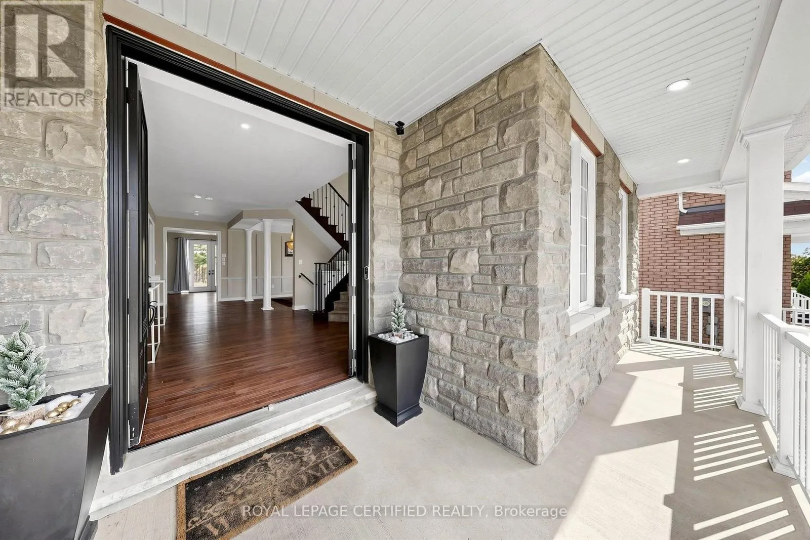 1428 WOODSTREAM AVENUE
