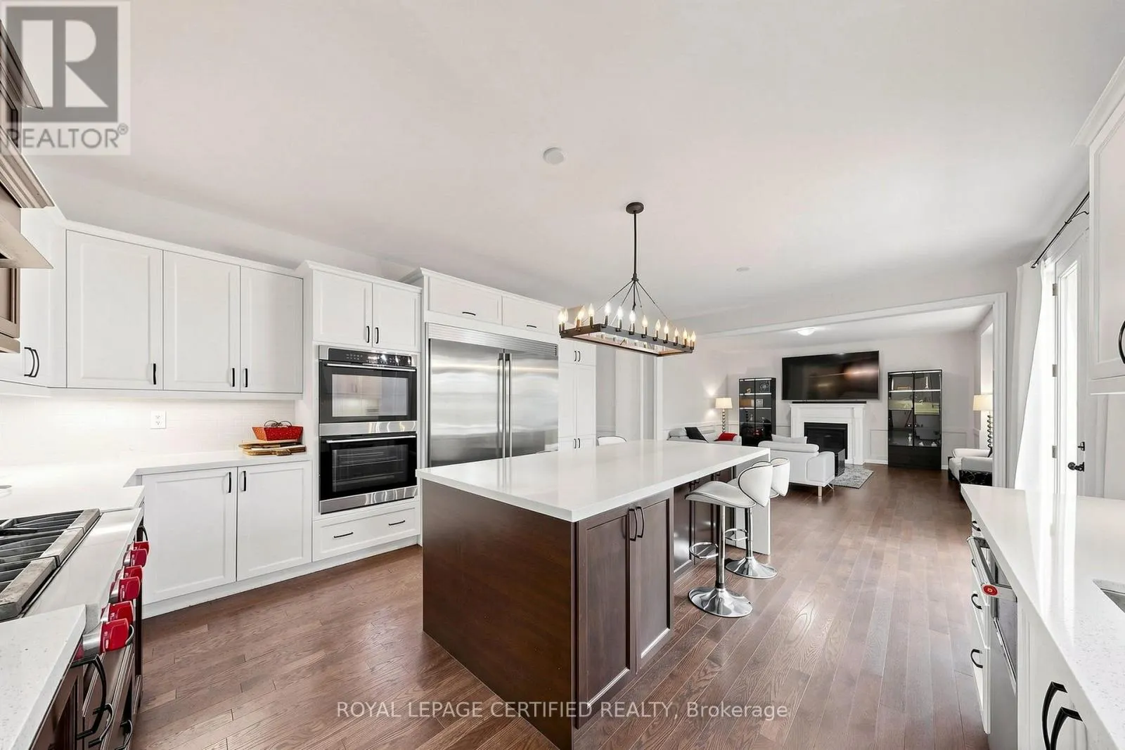 1428 WOODSTREAM AVENUE