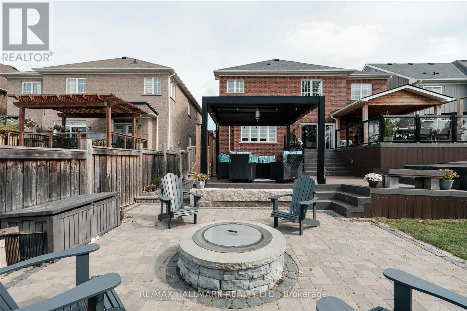 1864 ARBORWOOD DRIVE