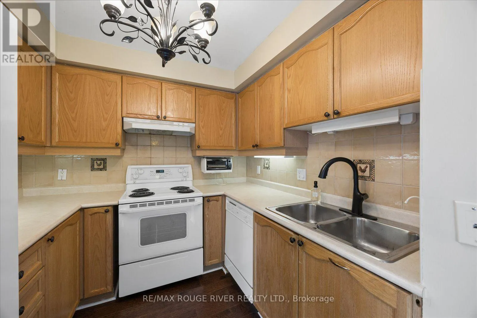 405 - 452 SCARBOROUGH GOLF CLUB ROAD
