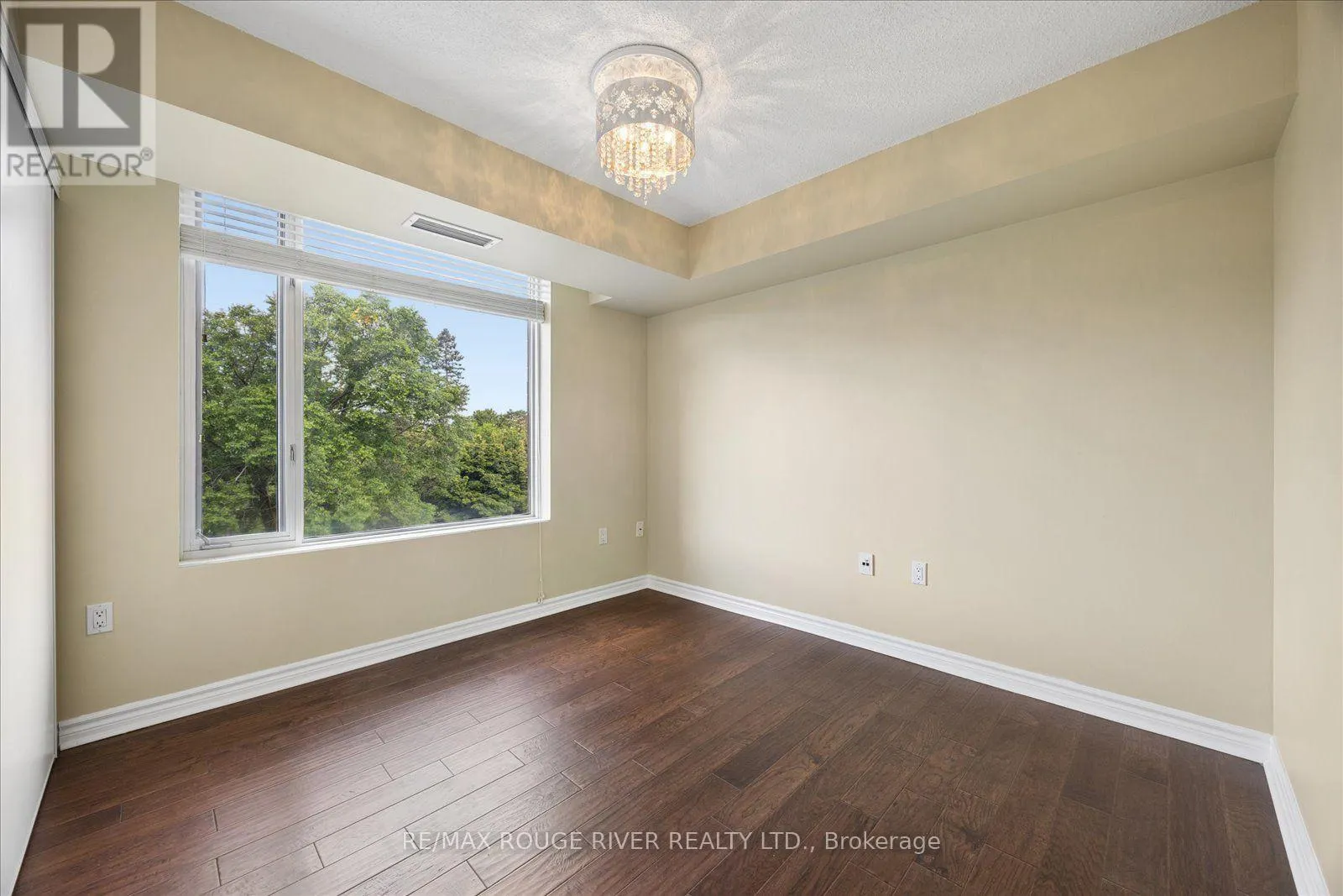 405 - 452 SCARBOROUGH GOLF CLUB ROAD