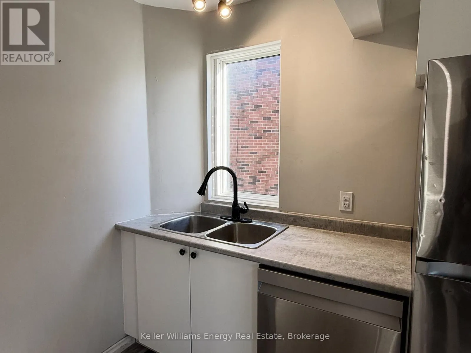 MAIN - 273 WILSON ROAD S #Main