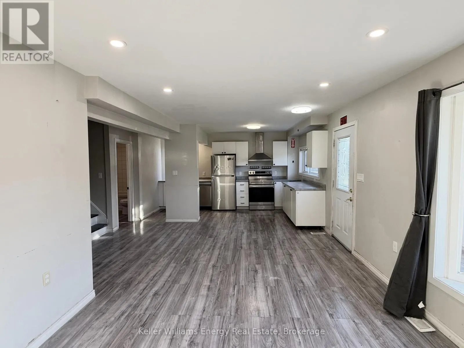 MAIN - 273 WILSON ROAD S #Main