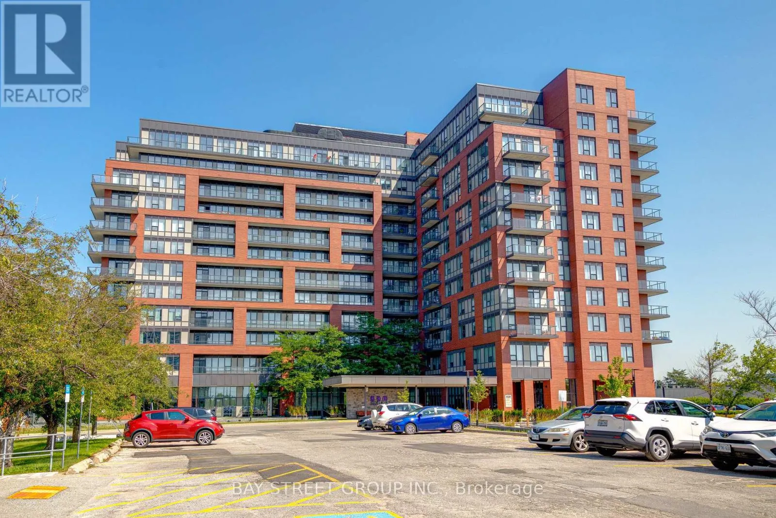 218 - 1038 MCNICOLL AVENUE