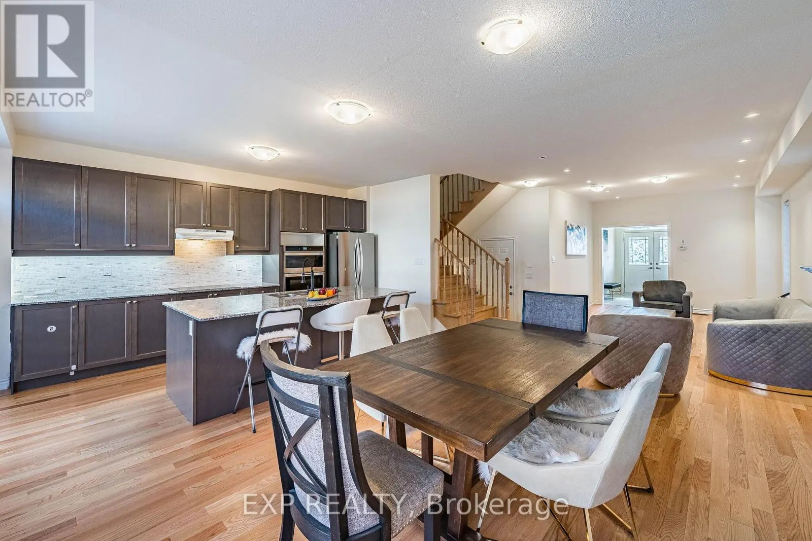 1186 REXTON DRIVE