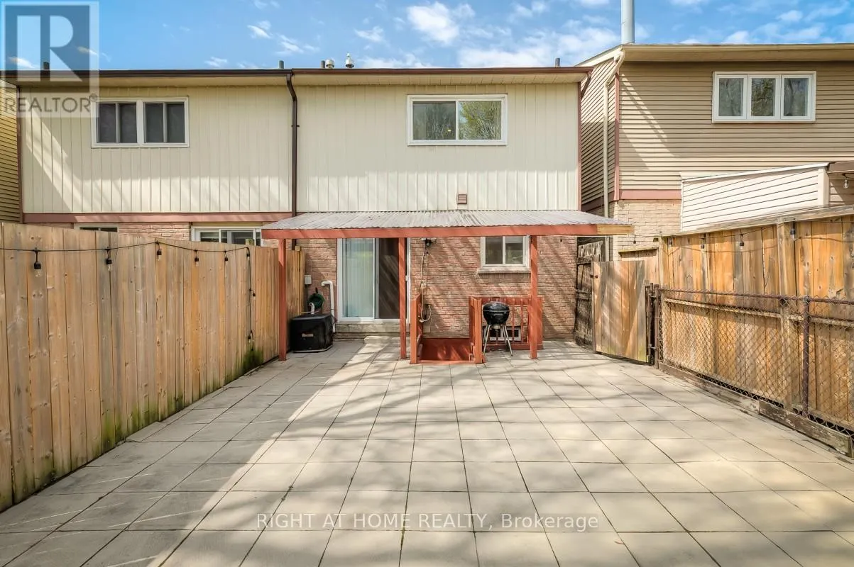 37 MCKNIGHT DRIVE