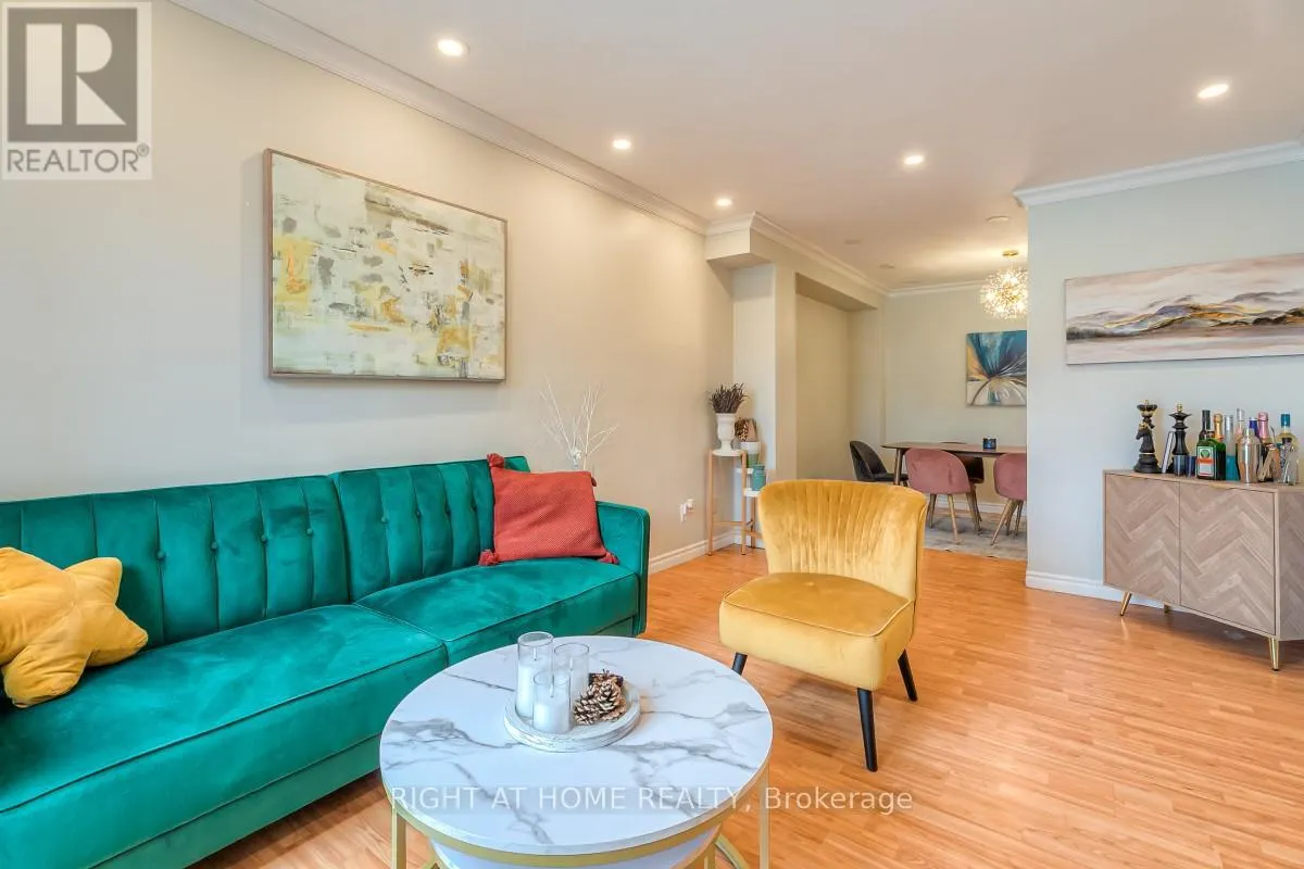 37 MCKNIGHT DRIVE