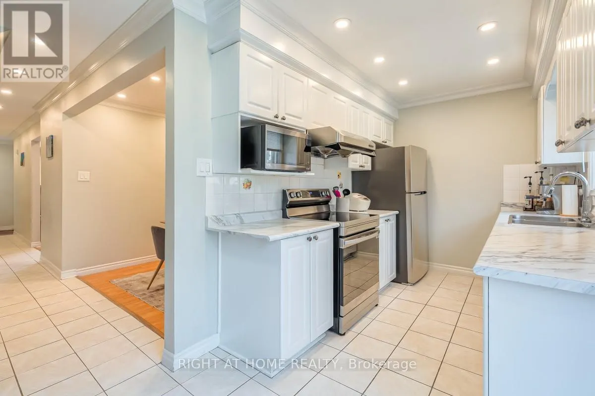 37 MCKNIGHT DRIVE