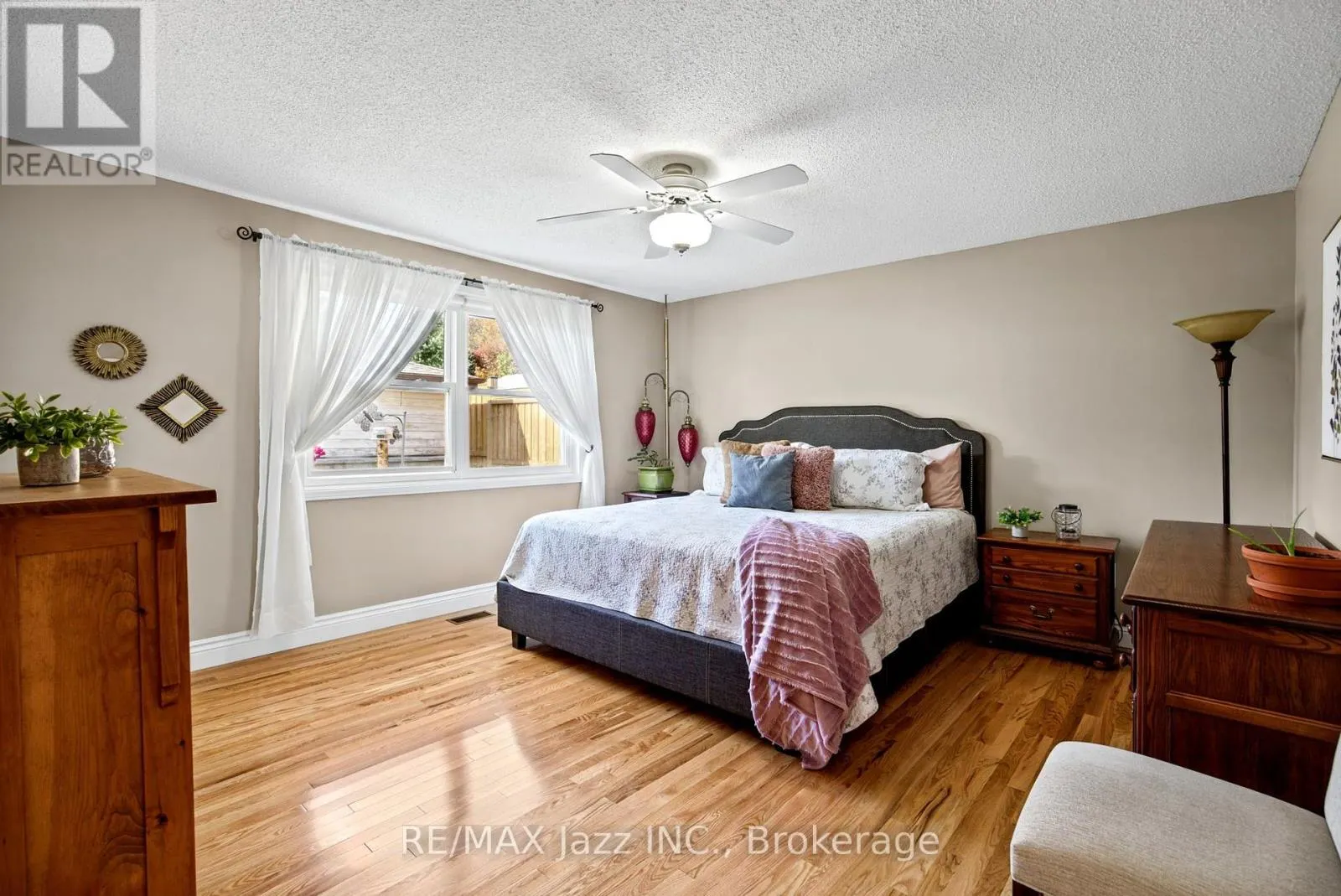 789 LOCHNESS CRESCENT