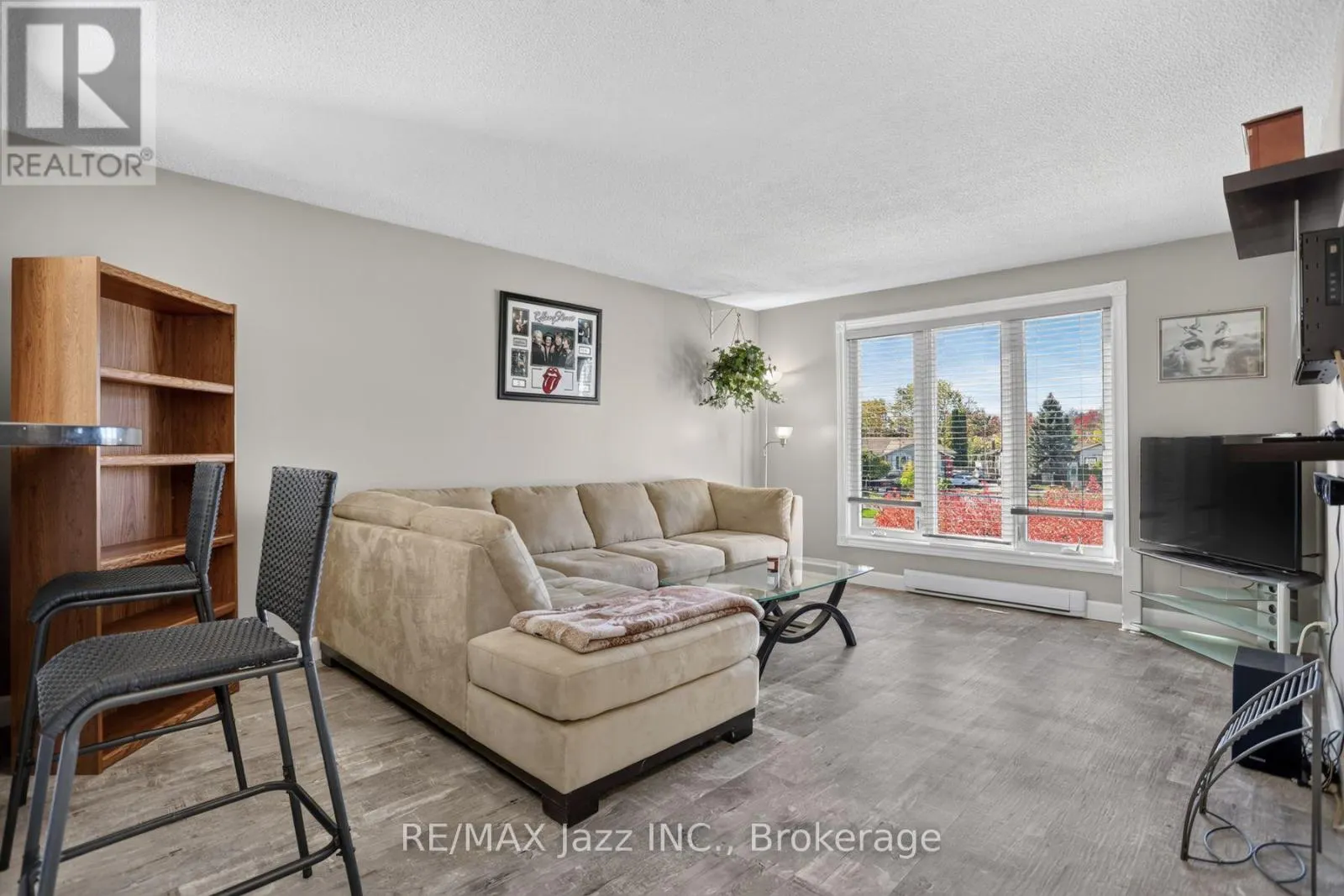 691 ATTERSLEY DRIVE