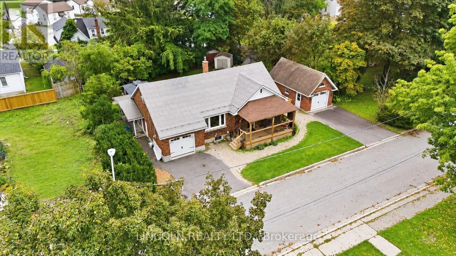 3 BROWN STREET