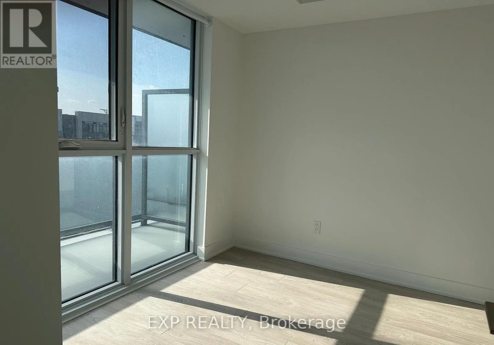 1937 - 2545 SIMCOE STREET N