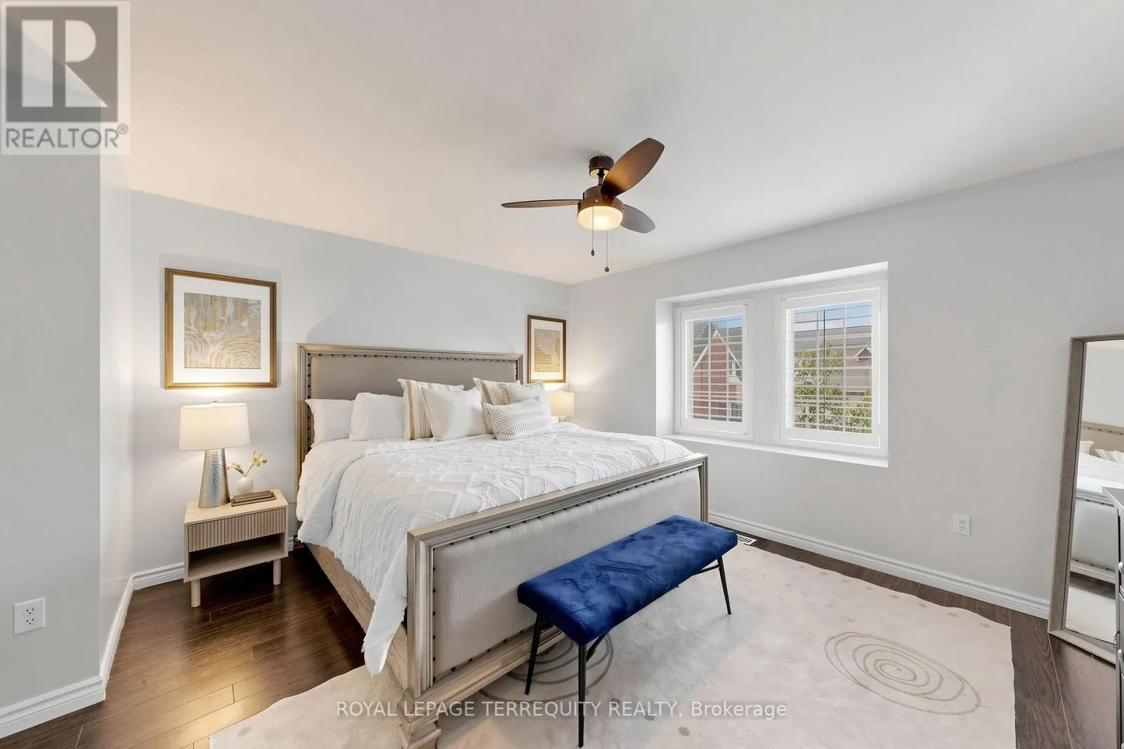 50 - 735 SHEPPARD AVENUE
