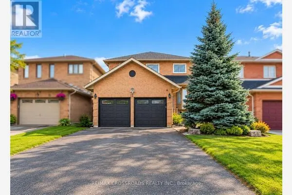 11 MURKAR CRESCENT