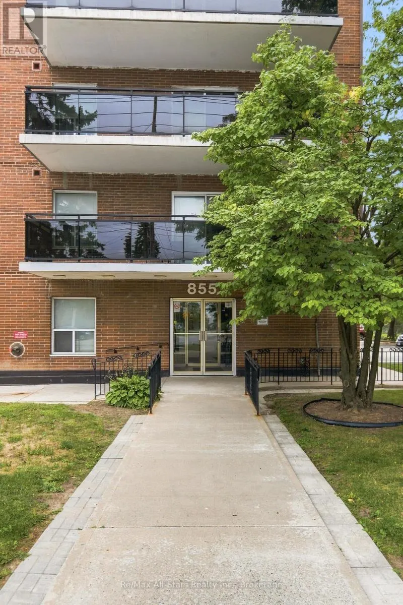 806 - 855 KENNEDY ROAD #806