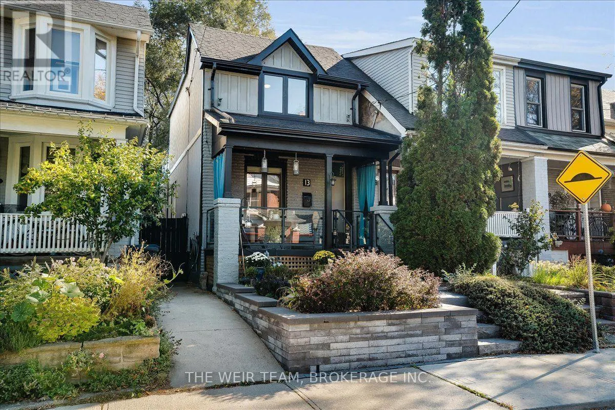13 AMROTH AVENUE