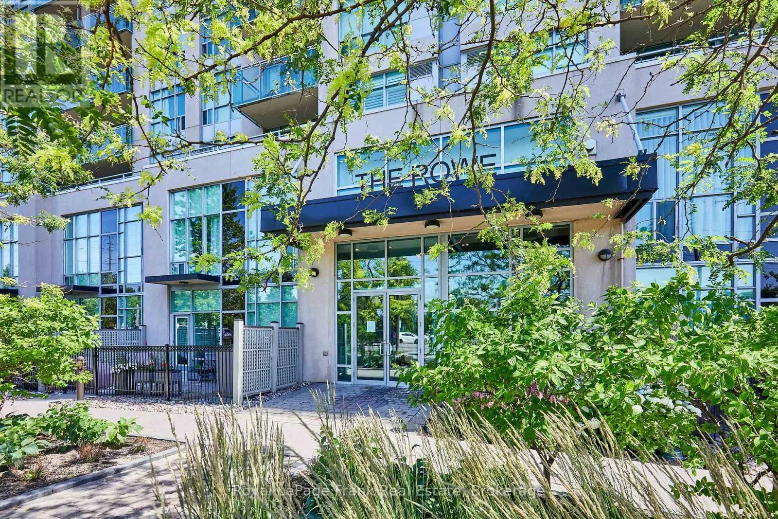 904 - 1600 CHARLES STREET #904