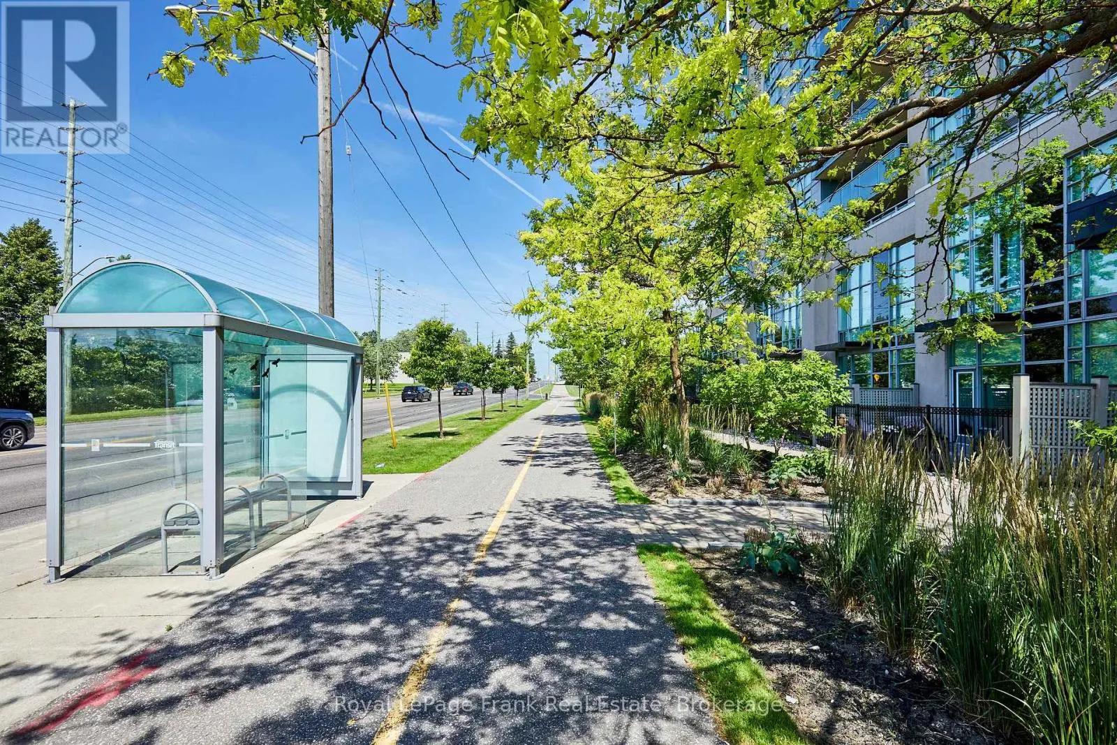 904 - 1600 CHARLES STREET #904