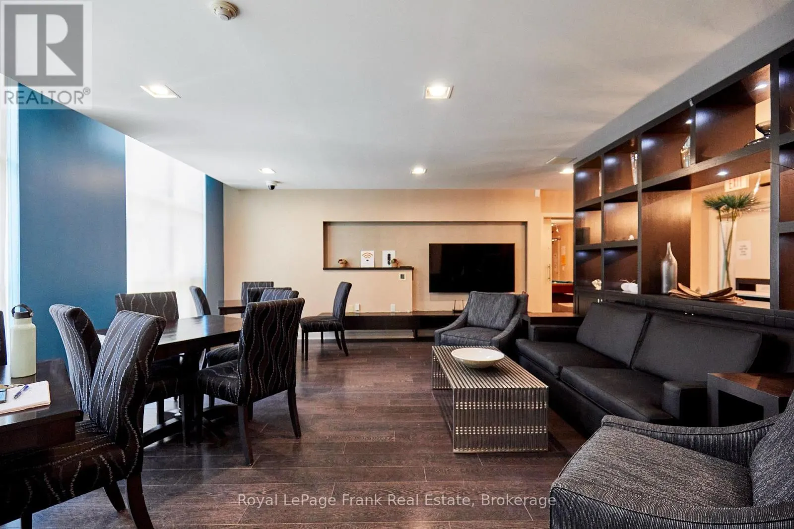 904 - 1600 CHARLES STREET #904